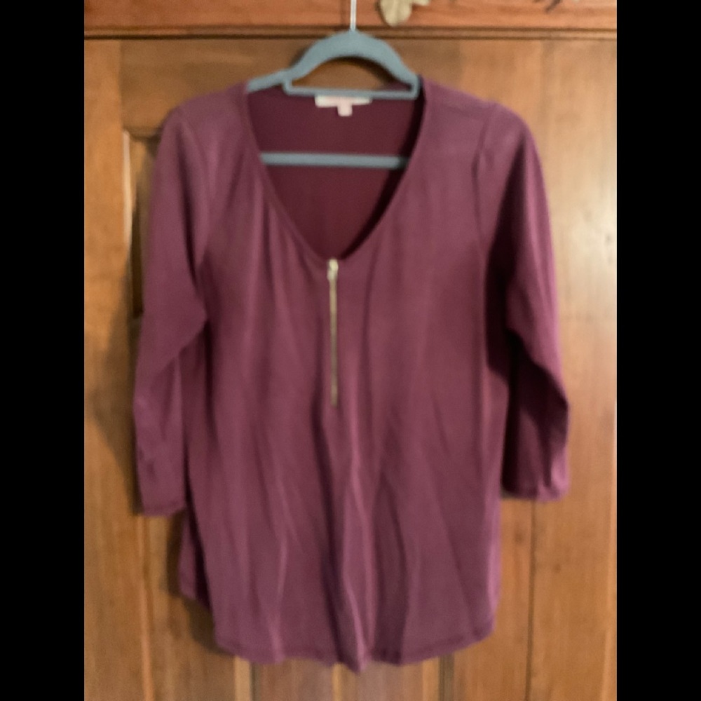 Casual Couture zip up blouse, size L